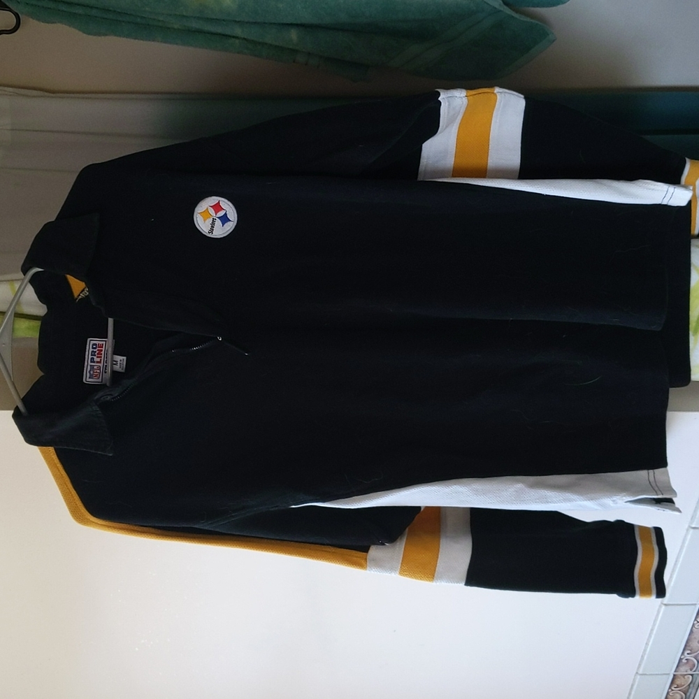 Men's Steelers shirt